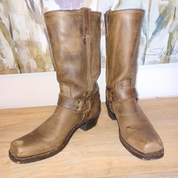 FRYE AND CO. Shoes - Frye Boots - WOMEN Harness 12R Size 10B